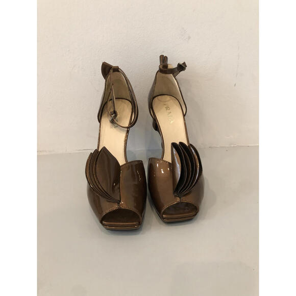 Prada Petal Heels - Picture 2 of 3